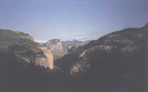 Los Mallos de Riglos desde el Camino de Santiago